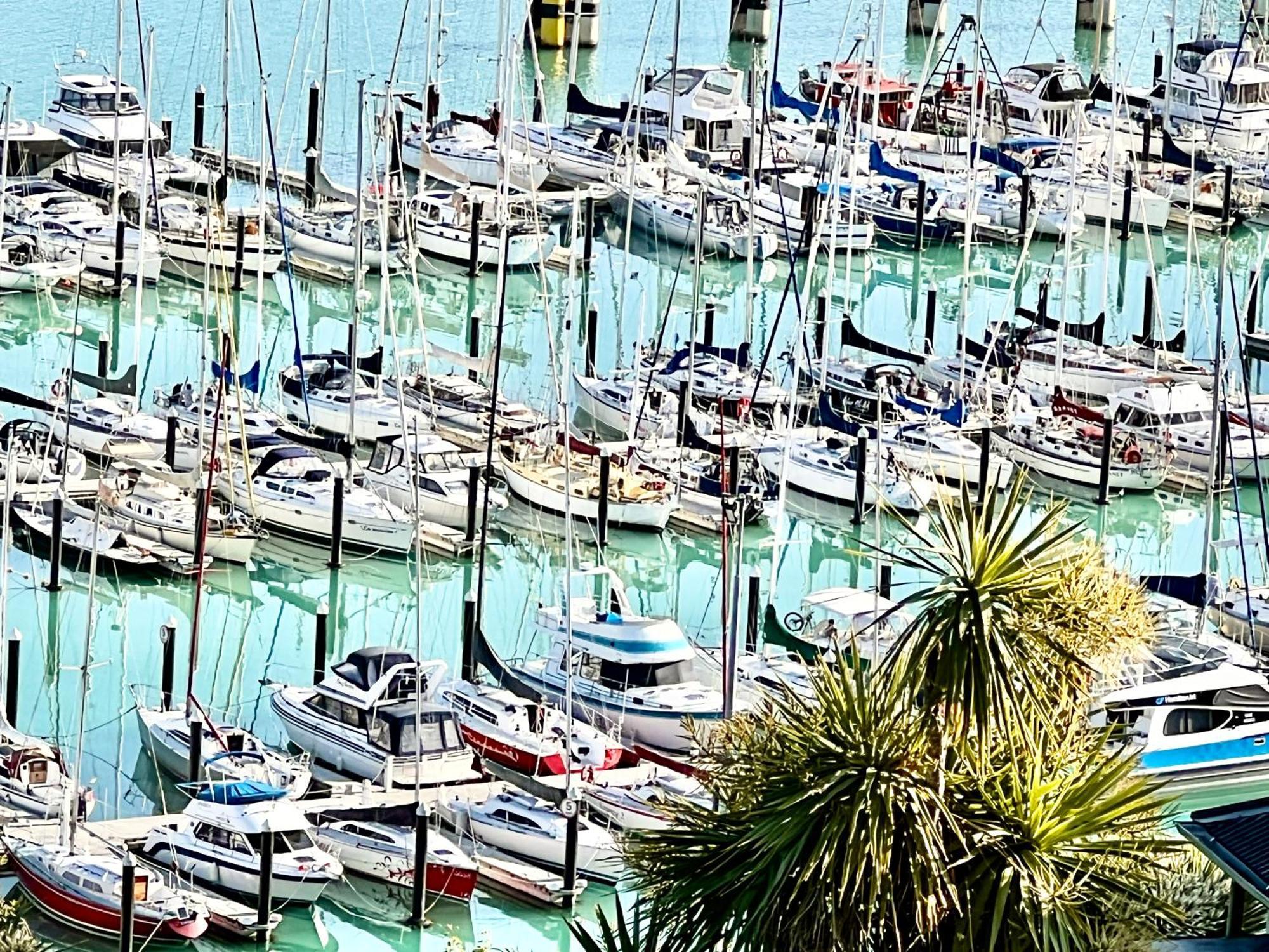 Sea Views In Luxury At Lyttelton Boatique House - 14 Km From Christchurch Bagian luar foto